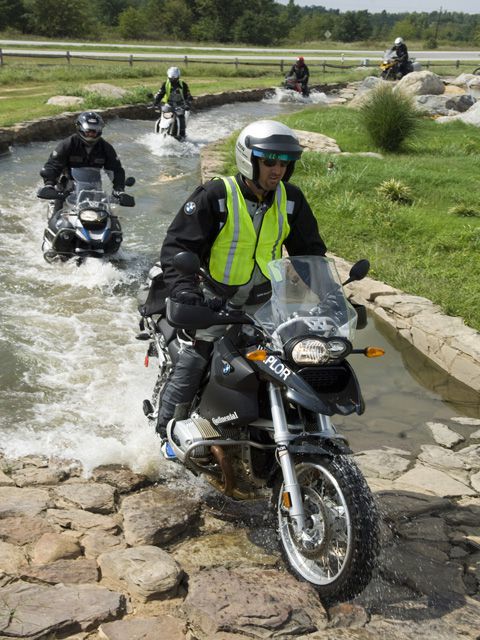 BMW Motorcycle Rider Training Available Stateside | Motorcyclist