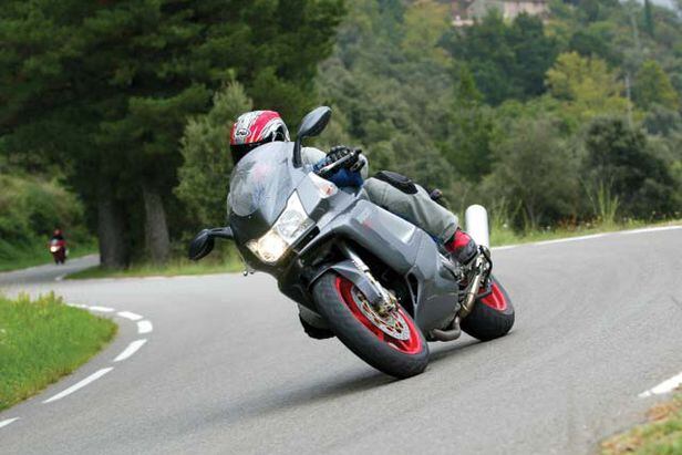 Ducati ST4s ABS | Feature Review | Motorcyclist Ducati ST4s ABS | Feature Review | Motorcyclist