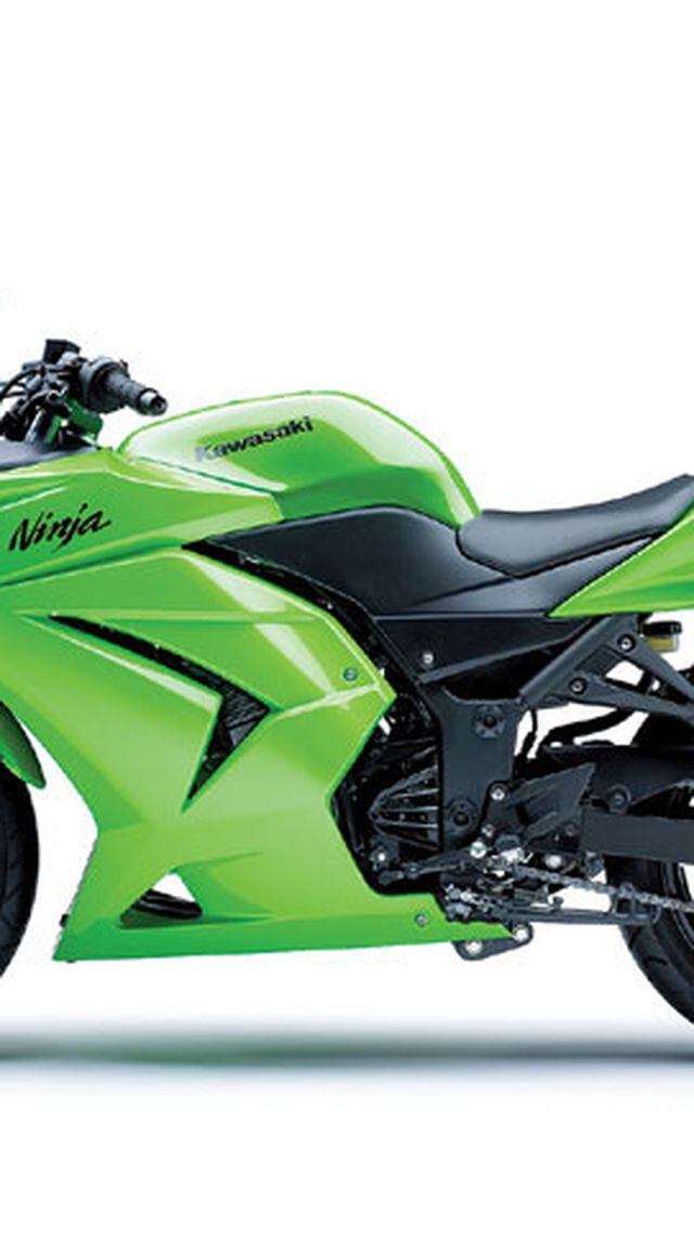 2008 Kawasaki ZX-10R | New First Look | Motorcyclist