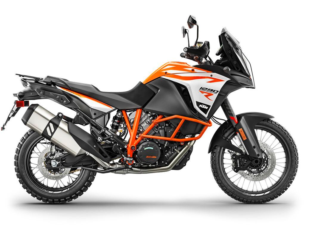 First Look Review of the 2017 KTM Super Adventure R | Motorcyclist