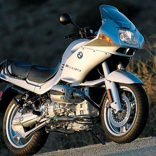 2000 BMW R1100RS Special Edition | Short Shift | Motorcyclist