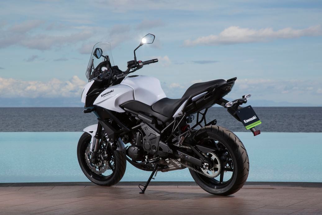 2015 Kawasaki Versys 650 ABS & LT | FIRST RIDE | Motorcyclist