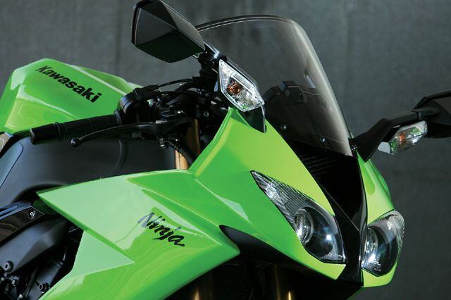 2008 Kawasaki ZX-10R | First Ride | Motorcyclist
