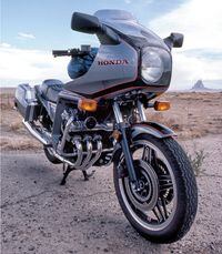 Honda CBX - A Six-Cylinder Dream For Motorcycle Romantics - Dyler