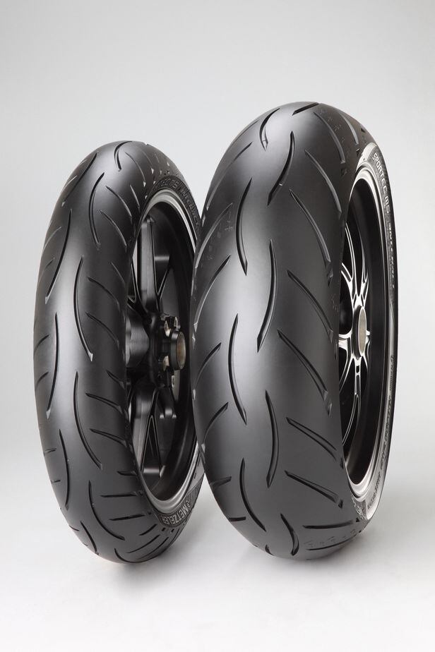 MC Tested: Metzeler Sportec M5 Interact | Motorcyclist 