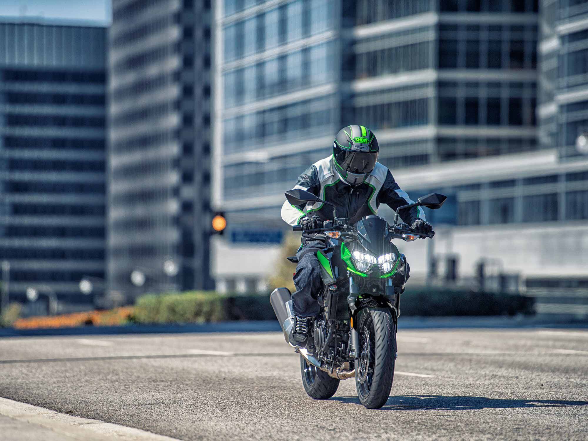 Aggressive in style, but not so aggressive in ergonomics. On the Z, riders will have a more upright riding posture than if they opted for the Ninja 400.