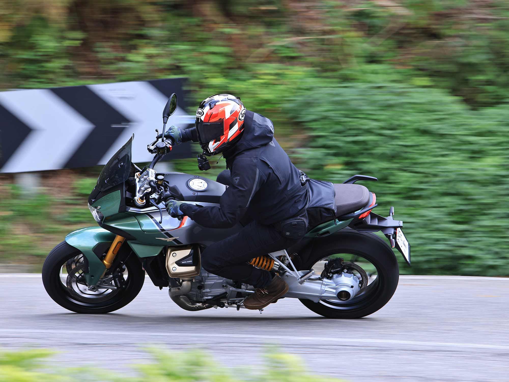 We try out Moto Guzzi’s all-new V100 Mandello S from the official international press introduction in Italy.