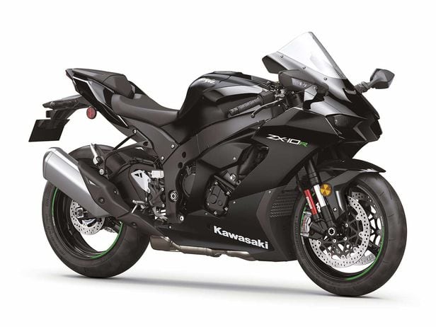 オモト　VS-10 2021 Kawasaki Ninja ZX-10R and ZX-10RR A Detailed First Look