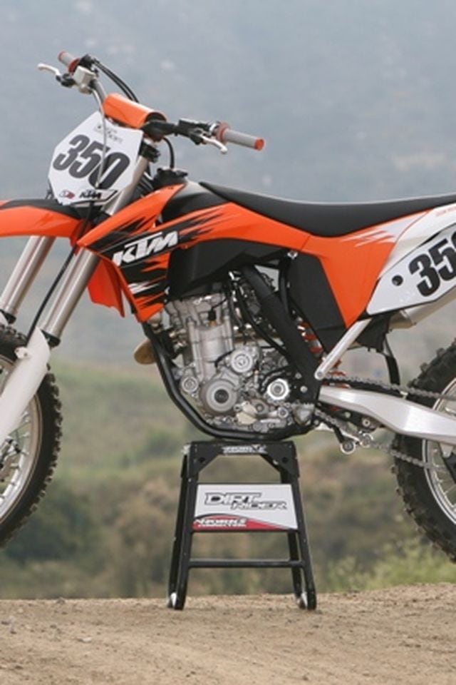 Web Ride: 2011 KTM 350 SX-F | Motorcyclist