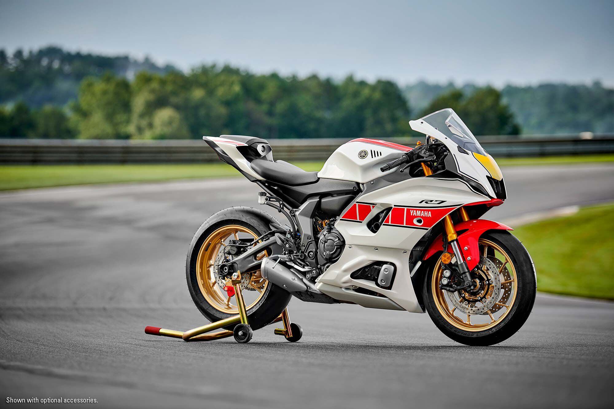 Classic Yamaha white and red block colorway.