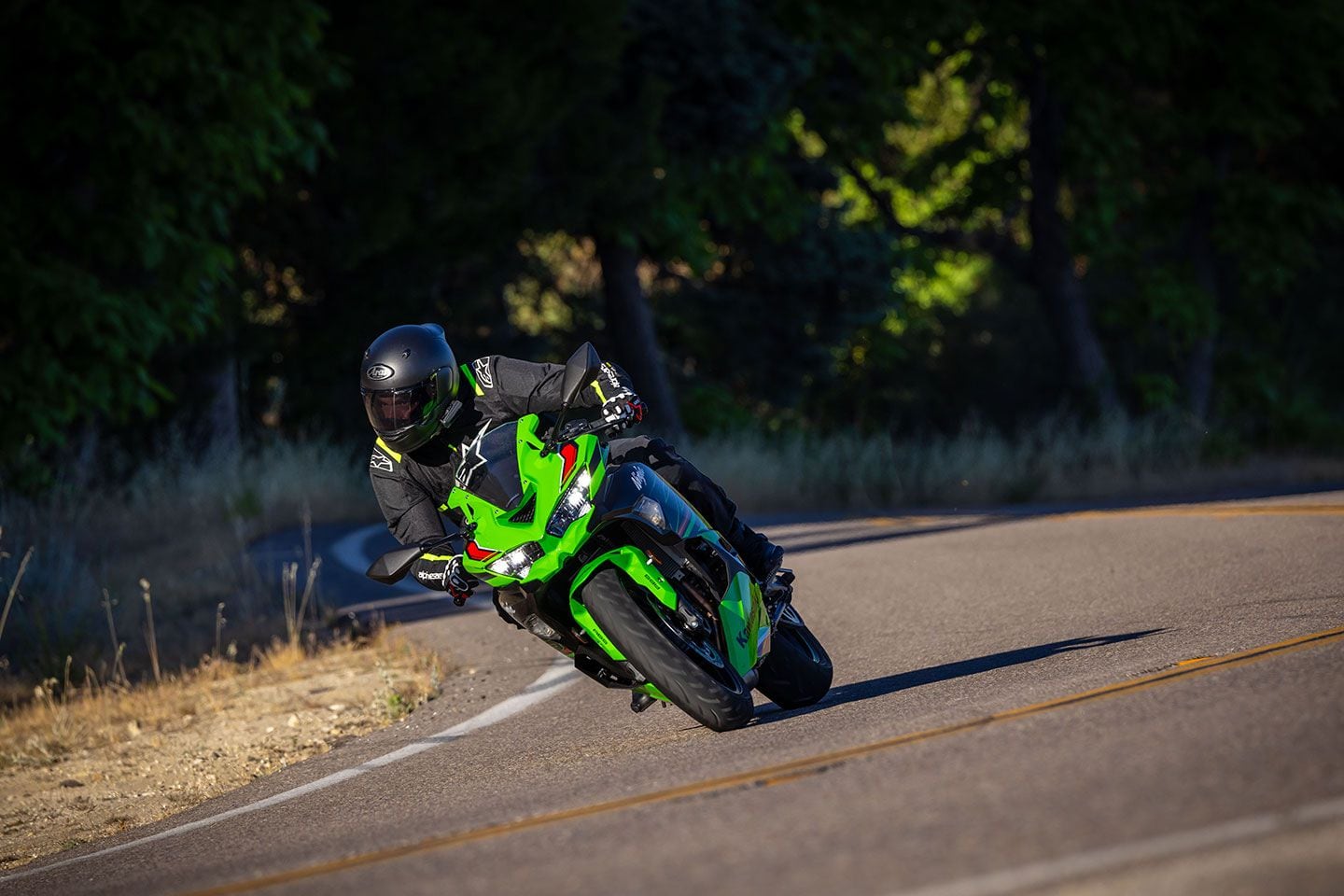 2025 Kawasaki Ninja ZX-4RR ABS Review | Motorcyclist