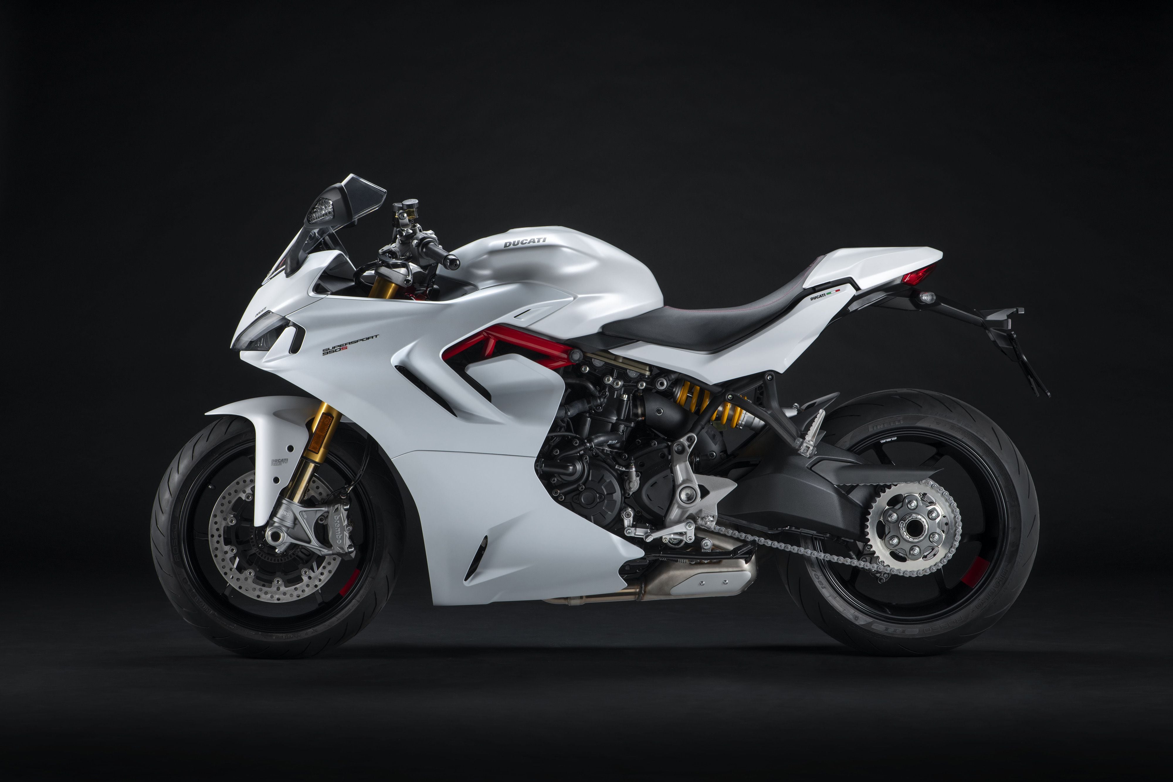2021 Ducati SuperSport 950 S (Arctic White Silk)