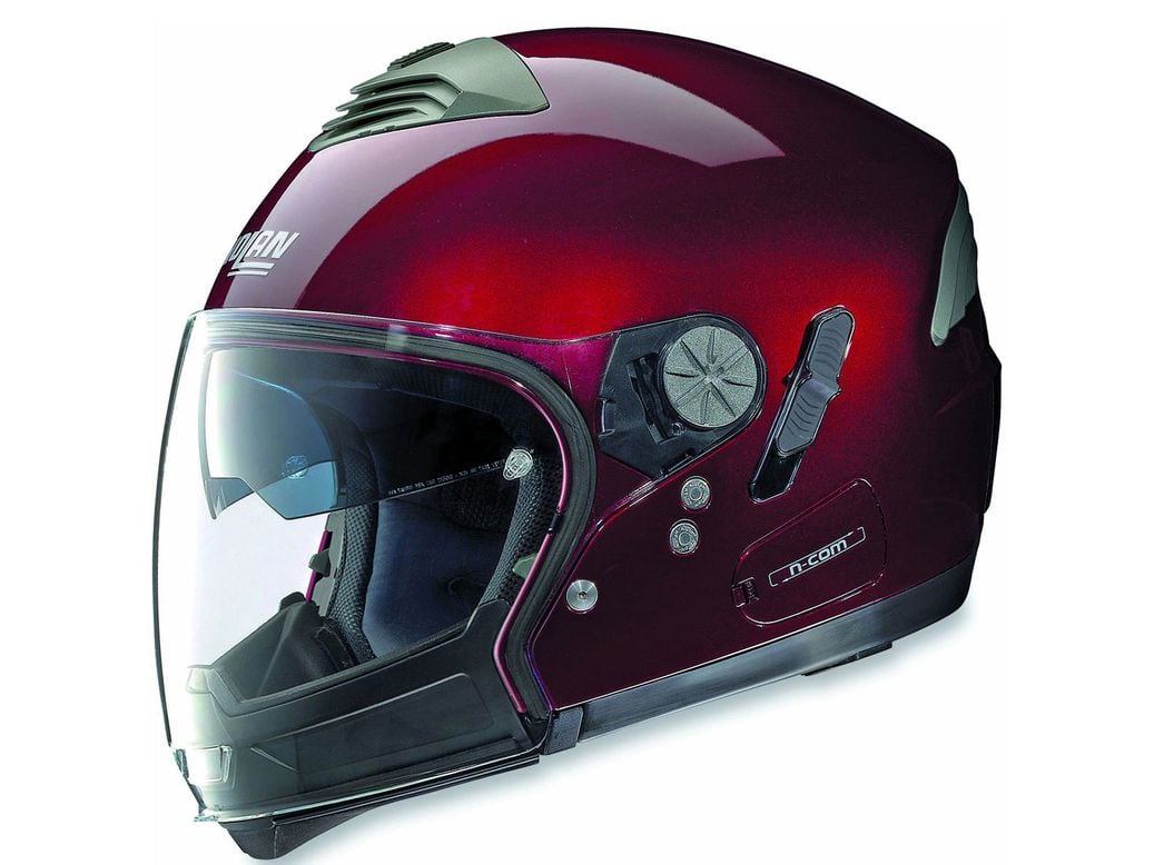 arai defiant pro cruise vs shoei gt air Arai Defiant Pro Helmets
