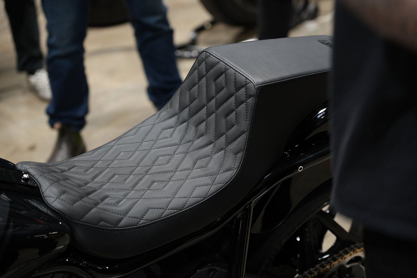 A beautifully stitched Saddlemen seat graces the 2025 Super Cruiser.