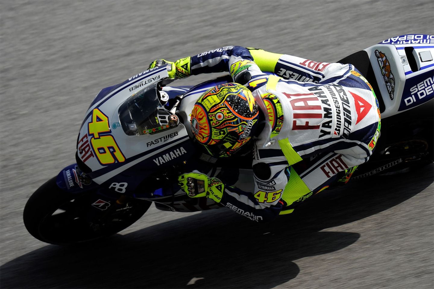 Jorge Lorenzo crowned 2010 MotoGP World Champion as Valentino Rossi ...