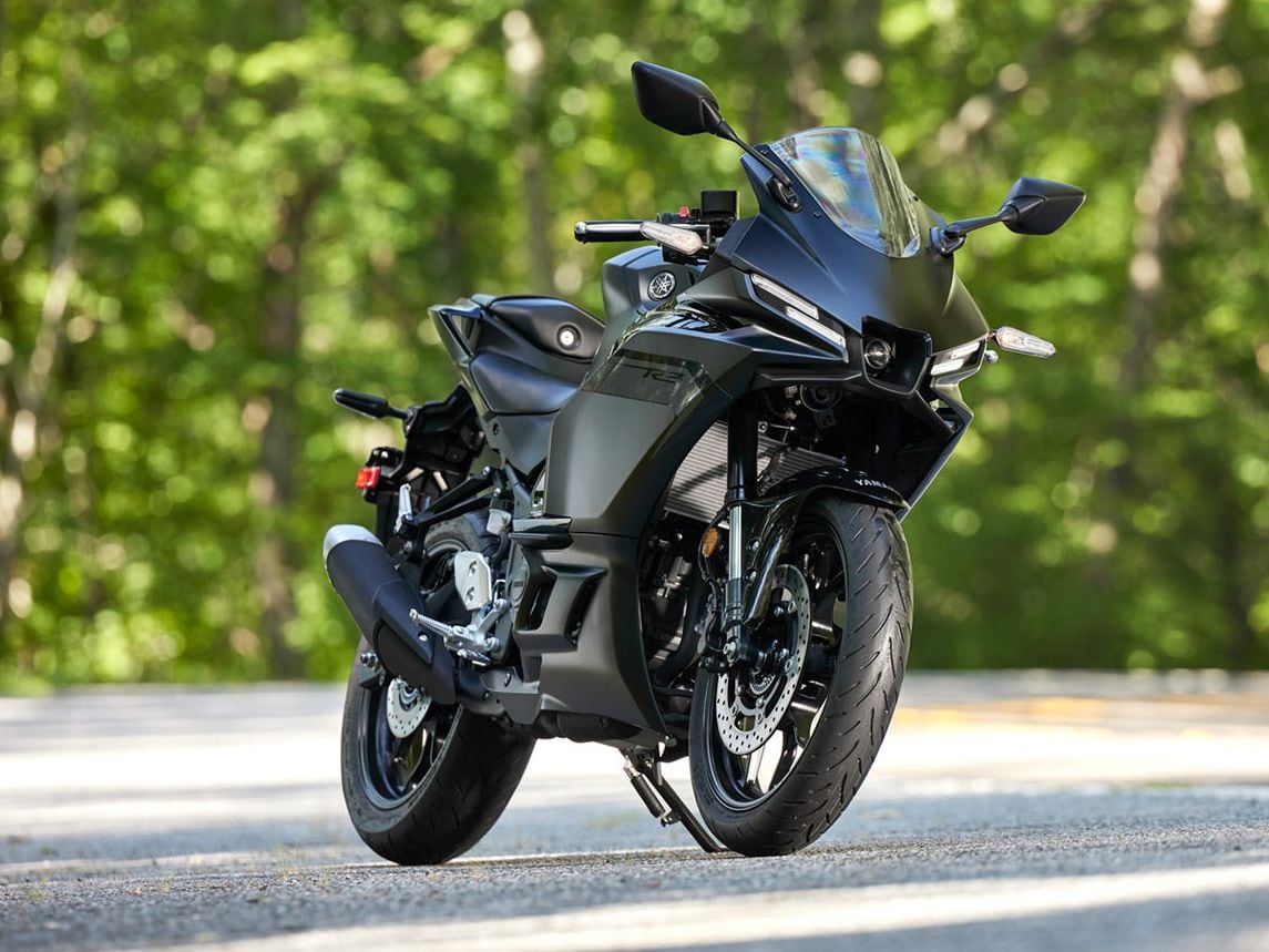 2025 Yamaha YZF-R3 Preview | Motorcyclist