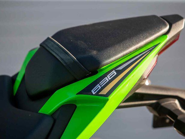 2020 Kawasaki Ninja ZX-6R MC Commute Review | Motorcyclist