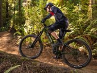 2023 Yamaha YDX-MORO 07 and 05 eMTB First Look | Motorcyclist