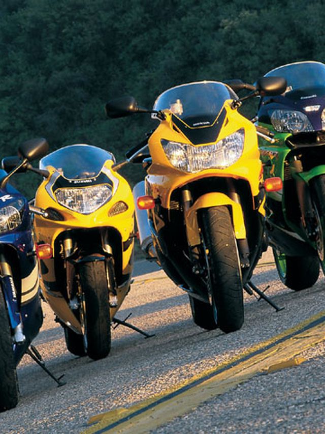 Honda CBR 929 RR Kawasaki ZX 9R, Suzuki GSX R 750, Yamaha YZF R1