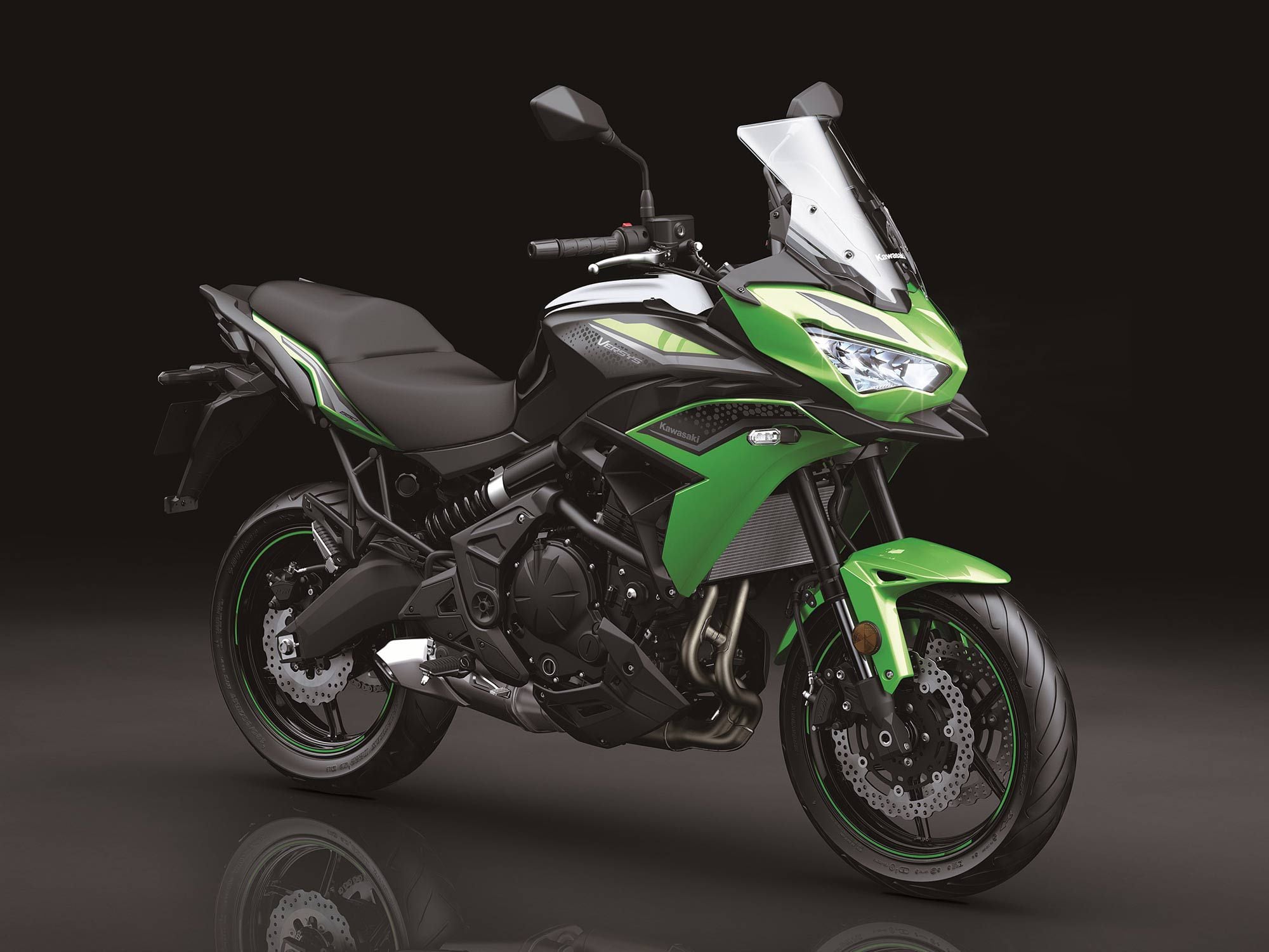 The Versys 650 also gets a revised look thanks to streamlined bodywork inspired by the Versys 1000.