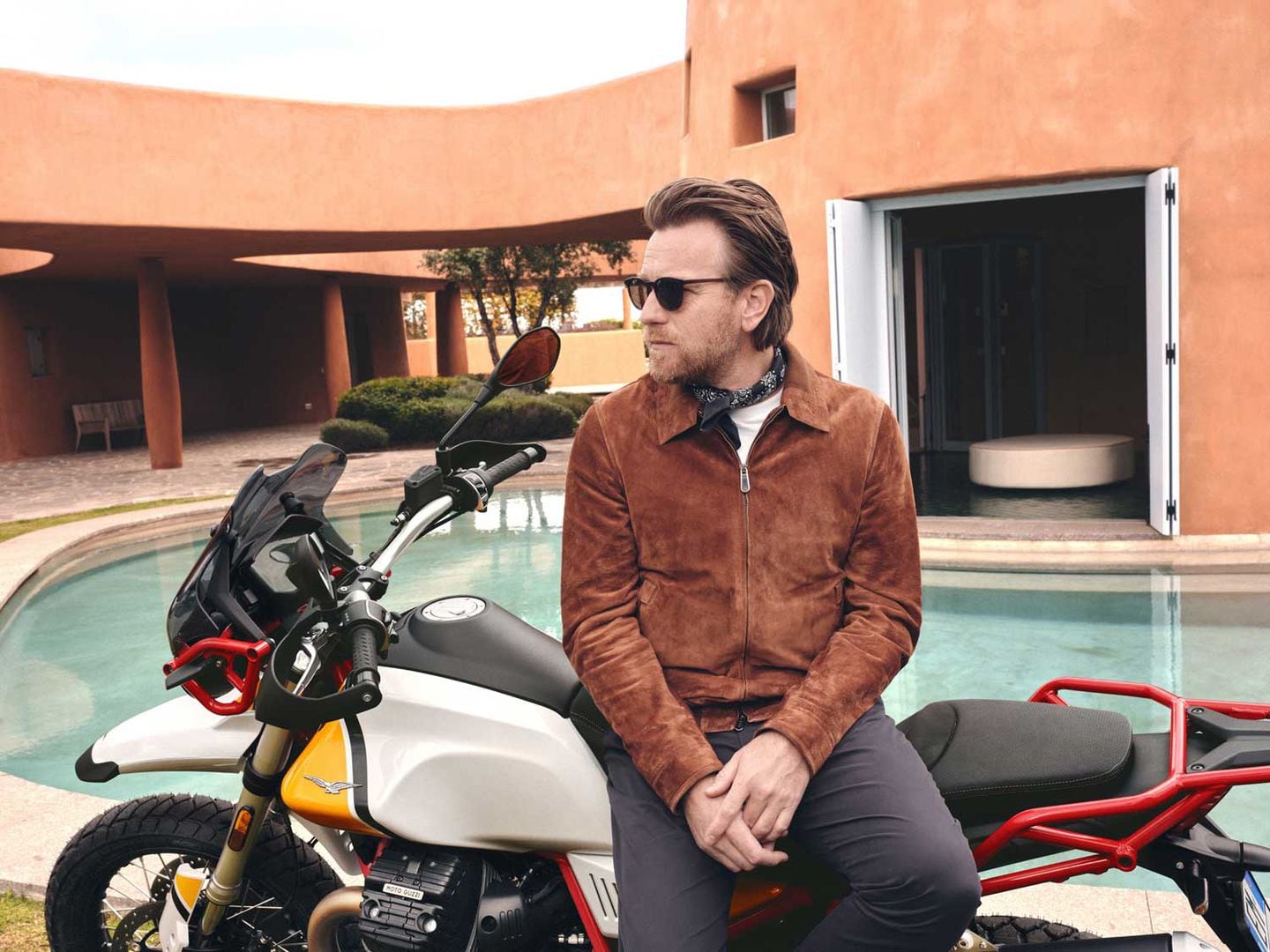 celebrities that ride motorcycles - Ilustrasi 2