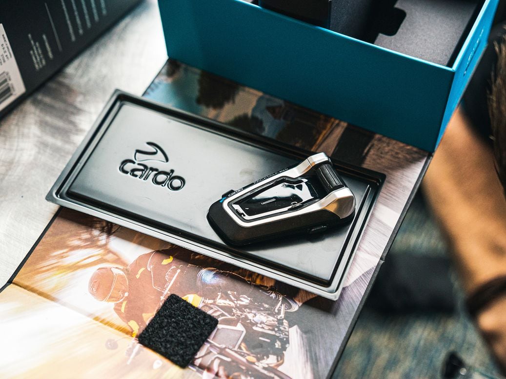 Cardo Packtalk Bold Review 2019 | Motorcyclist