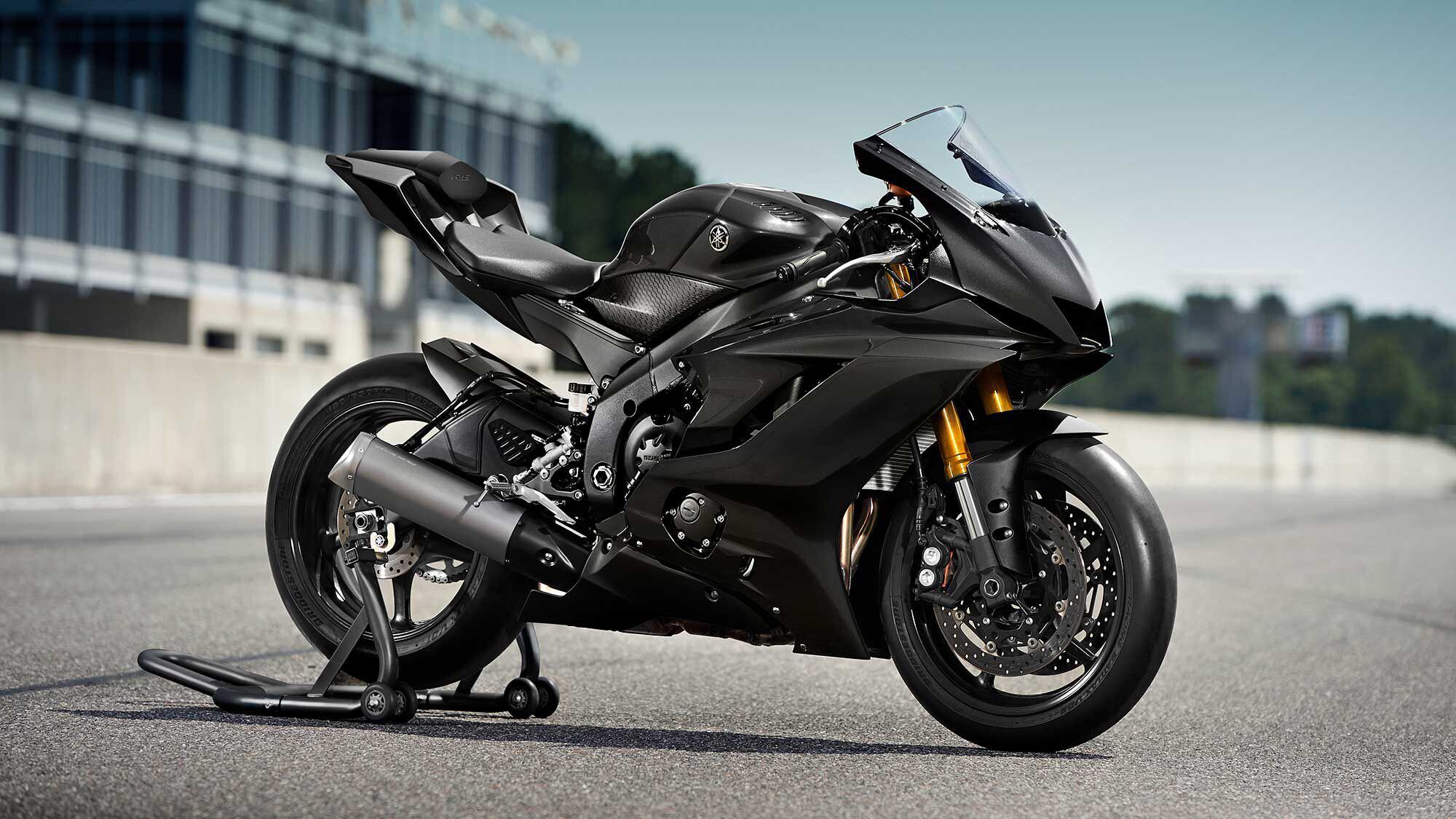 No word on whether either the YZF-R6 Race or GYTR-kitted R6 will reach North American shores despite the photos, which look like they were acquired at Barber Motorsports Park.