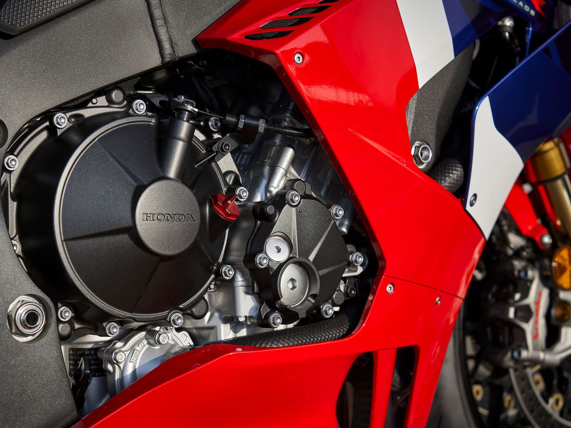 The Fireblade SP is powered by a 999cc inline-four that’s worthy of an addicting 165.4 hp on the <em>Motorcyclist</em> dyno. Not to mention the exciting punch in power above 7,000 rpm!