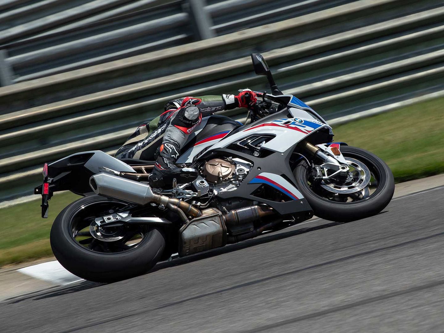 2020 BMW S1000RR Review - First Ride