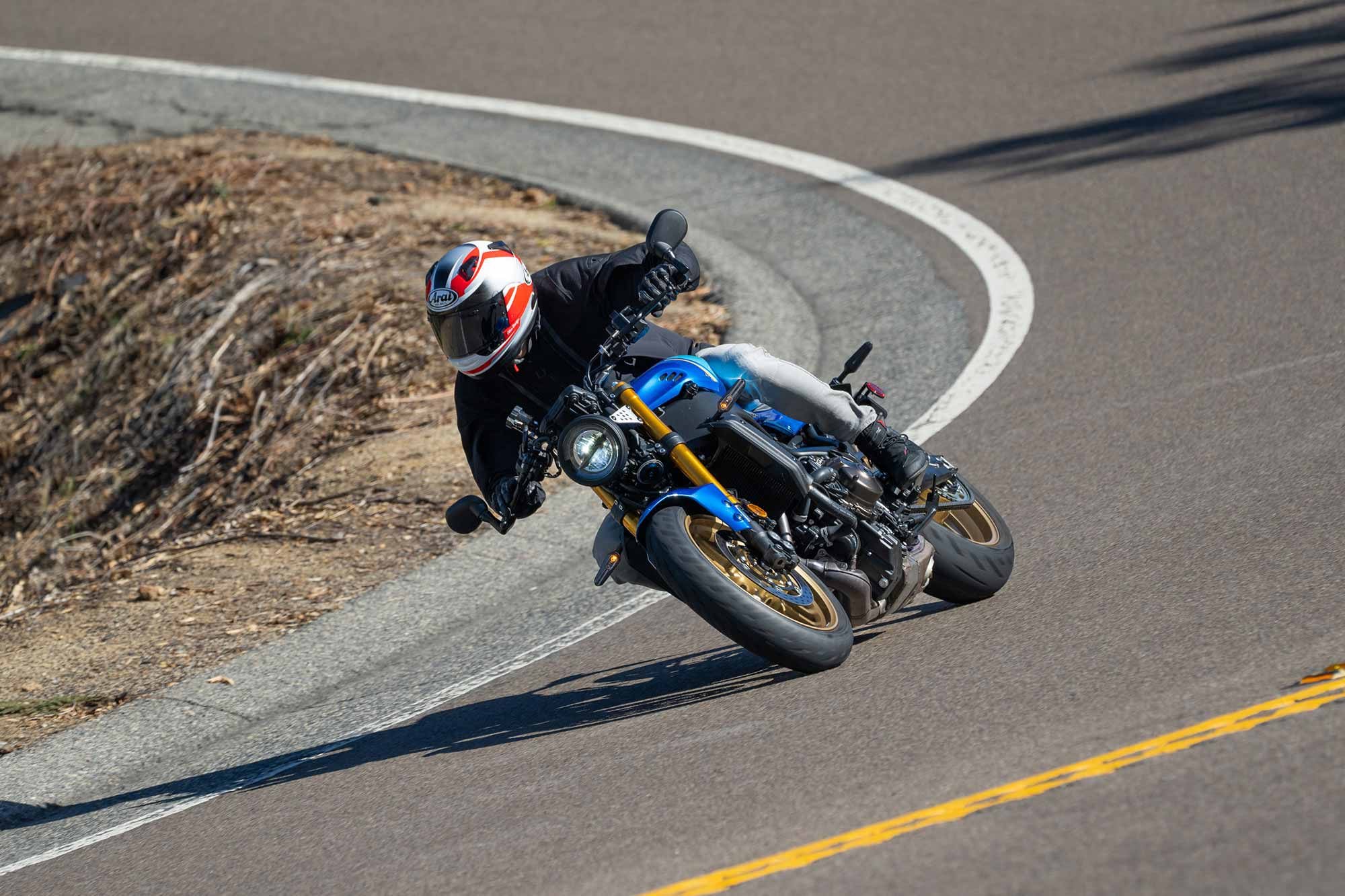 In spite of its longer wheelbase, the 425-pound XSR still offers a high degree of agility.