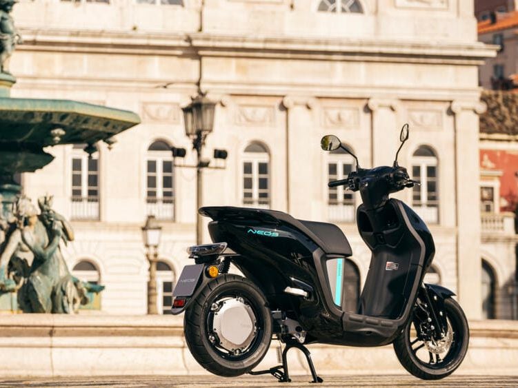 Emuler tro falanks Yamaha Neo Electric Scooter First Look Preview | Motorcyclist