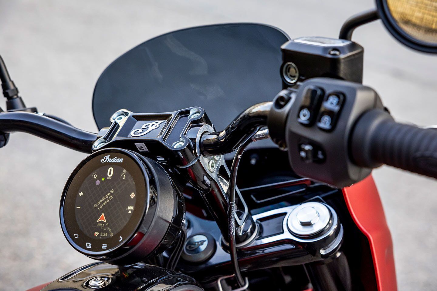 A 4-inch touchscreen display shows bike and ride information as well as turn-by-turn navigation when using Indian’s Ride Command system. Notice the 6-inch bar risers that come standard on the Sport Chief.