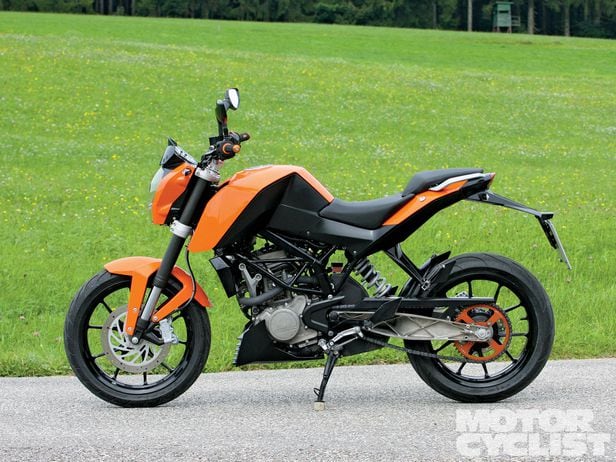 2011 KTM 125 Duke | Motorcyclist