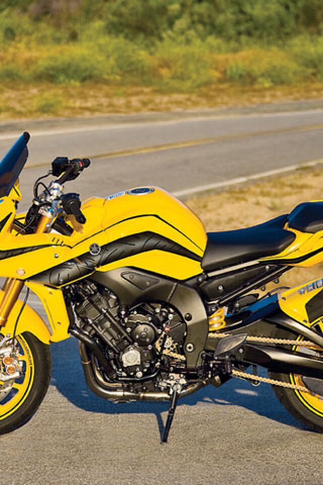 Dunlop Commissions Graves Motorsports Yamaha FZ1 To Be Auctioned