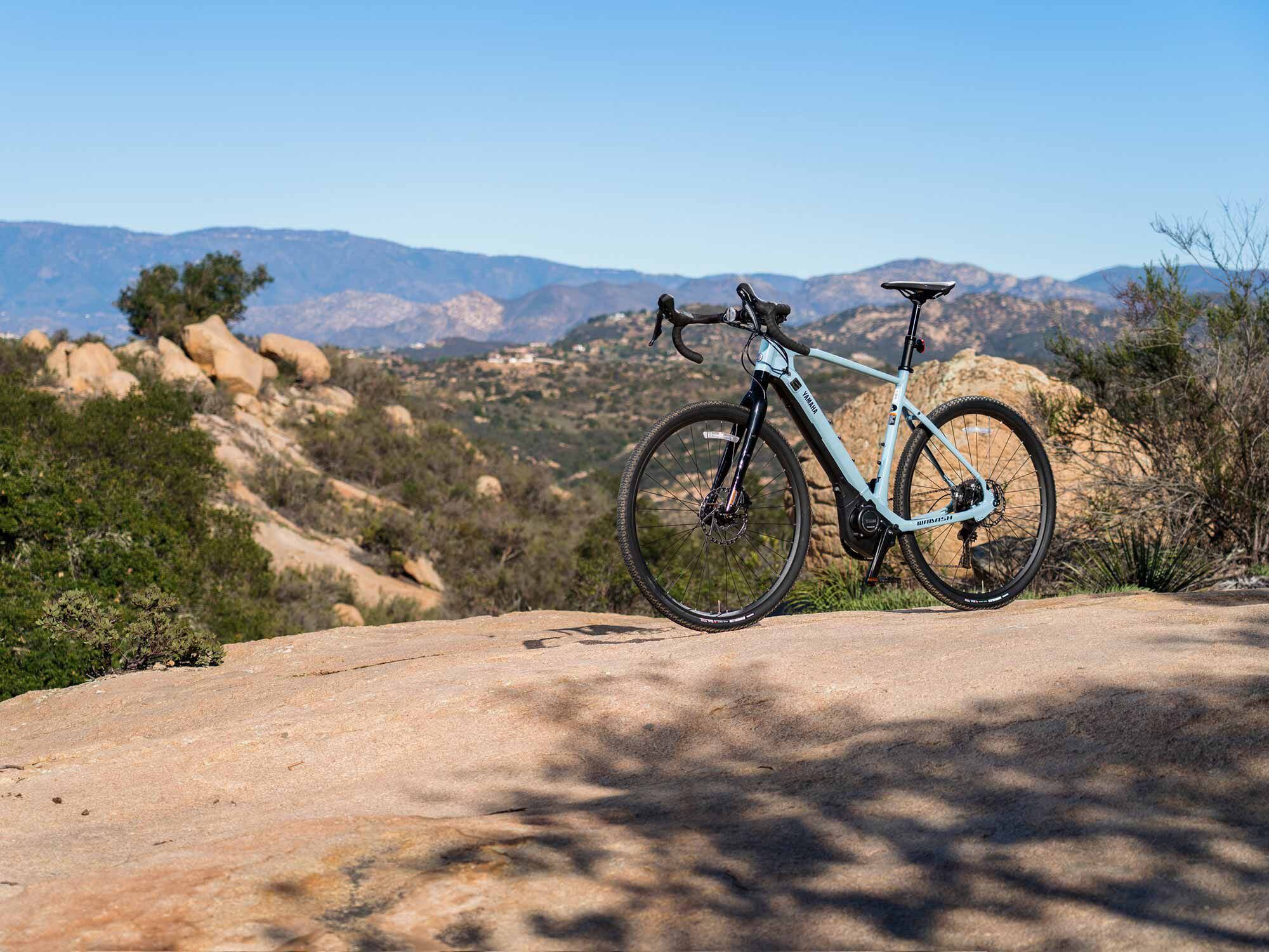 The Yamaha Bicycles Wabash RT is a 700c wheel-equipped pedal-assist gravel bike designed for powersport riders who want to mix a bit of fun with exercise.