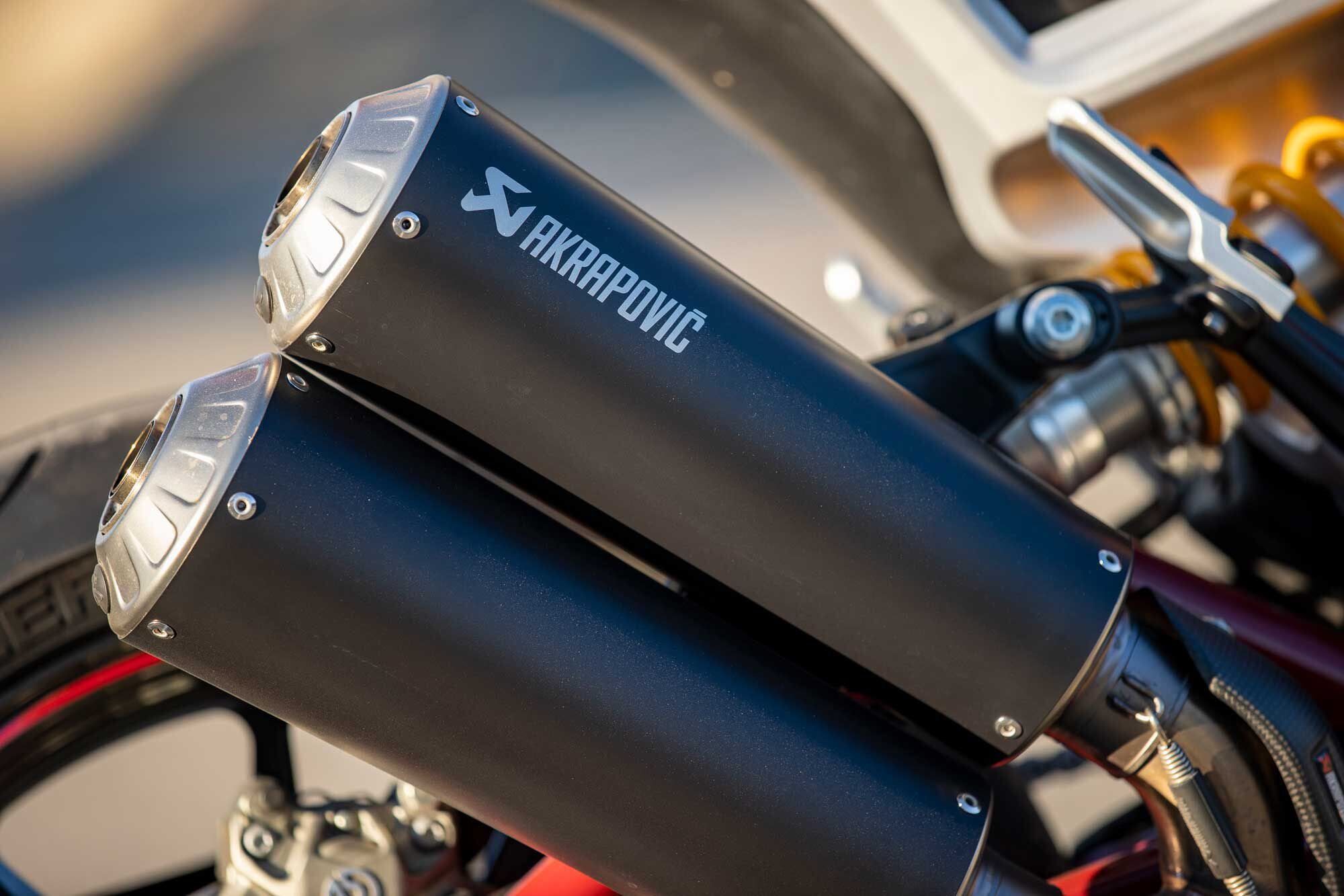 S-model FTR’s are equipped with shotgun-style Akrapovič mufflers from the factory.