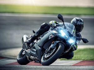 あお。ページ 2019 Kawasaki Ninja ZX-6R First Look | Motorcyclist