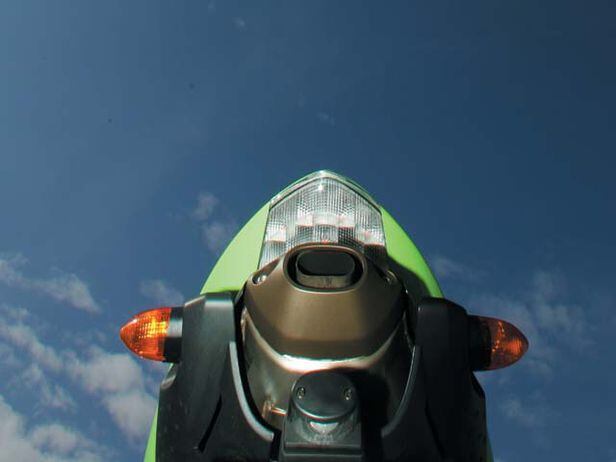 2005 Kawasaki ZX-6R Streetbike | First Ride & Review | Motorcyclist