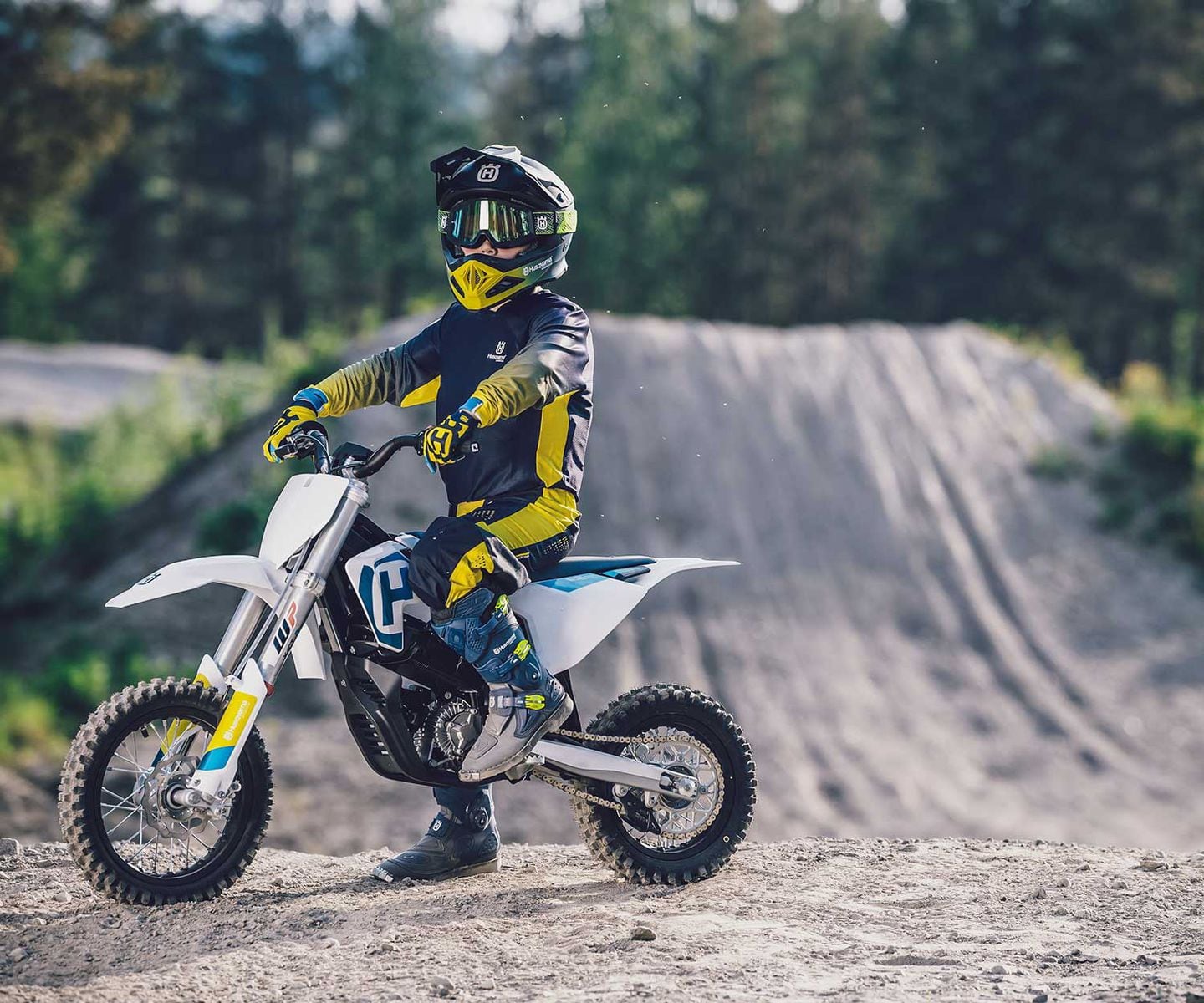 husqvarna 110cc dirt bike