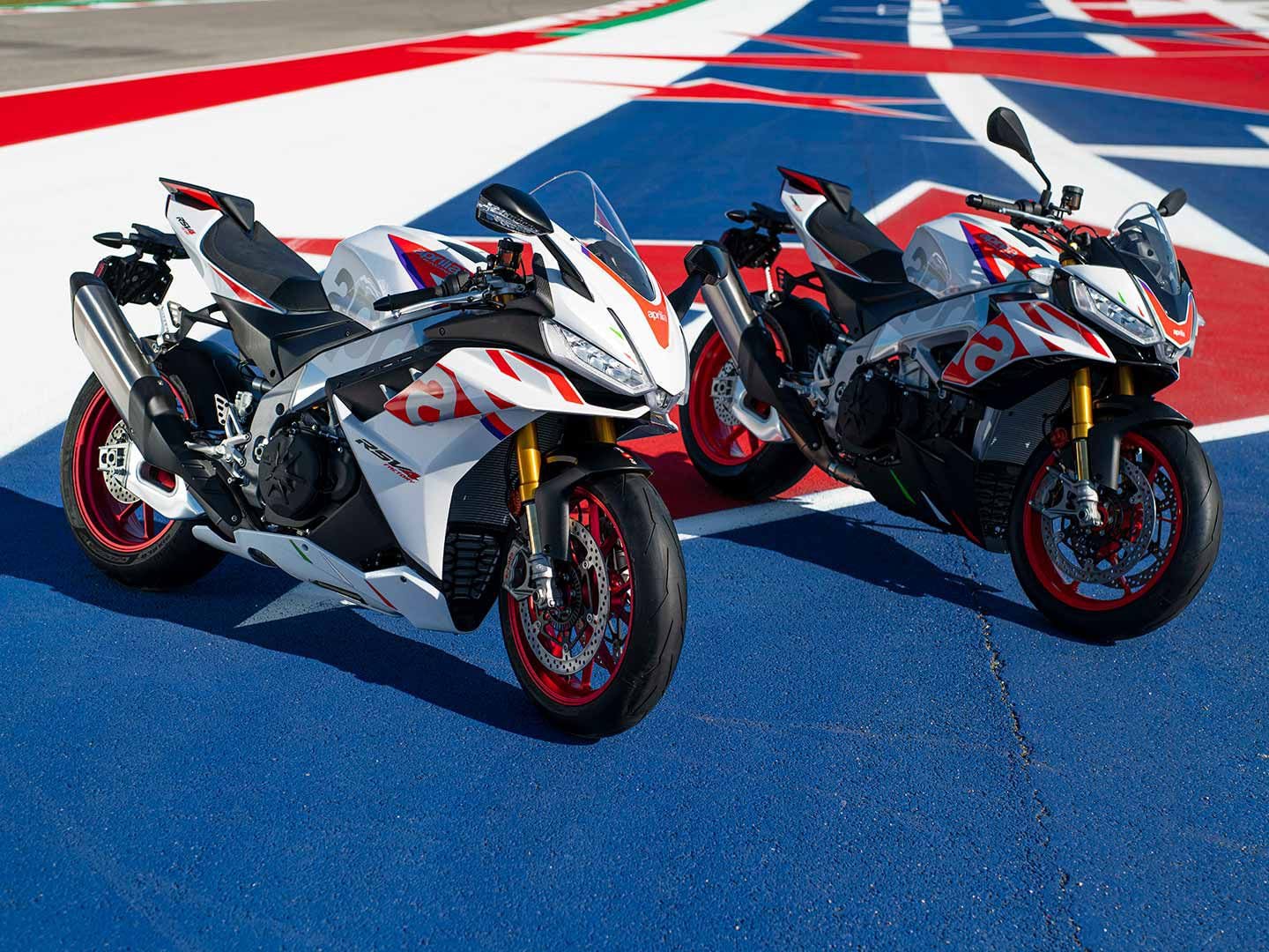America, here’s your 2023 Aprilia RSV4 Factory Special and Tuono V4 Factory Special Edition.