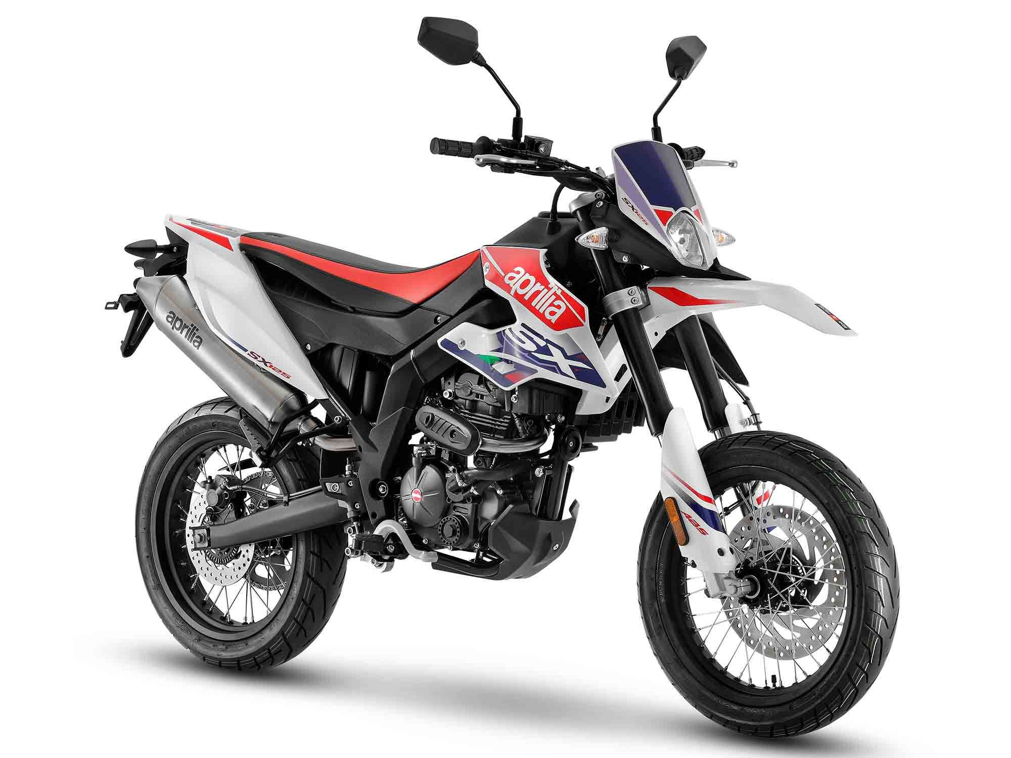 The Aprilia SX 125 is available in Rally Tribute livery for 2021.