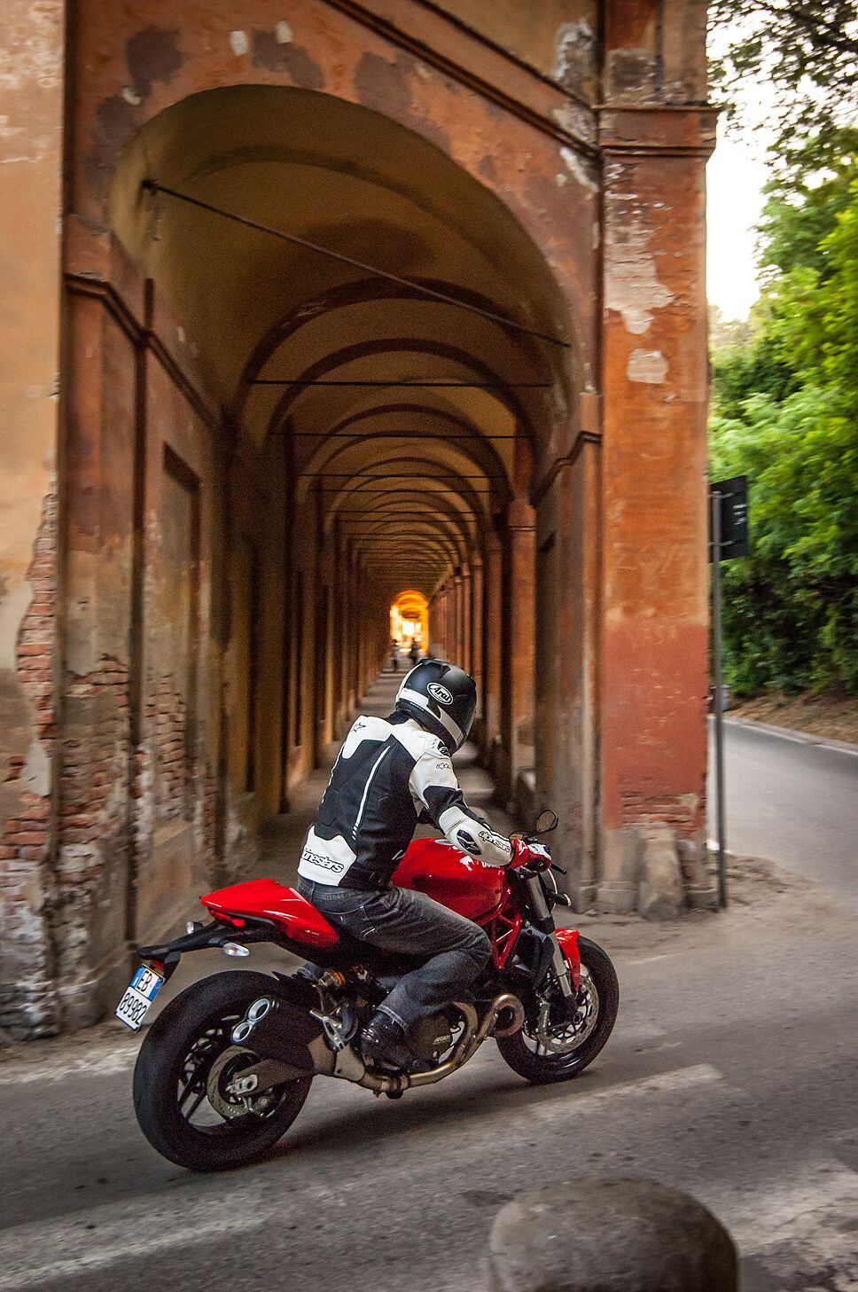 2015 Ducati Monster 821 | Motorcyclist
