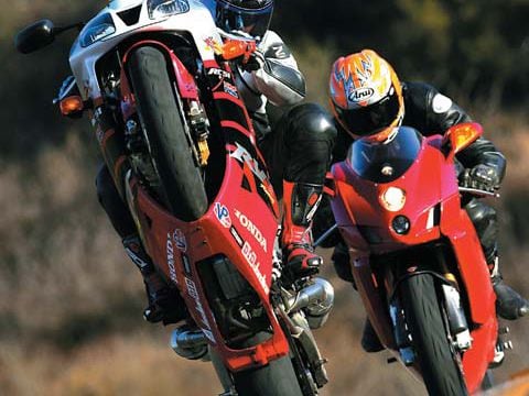 Honda RC51 vs. Ducati 999R | Road Test & Review | Motorcyclist