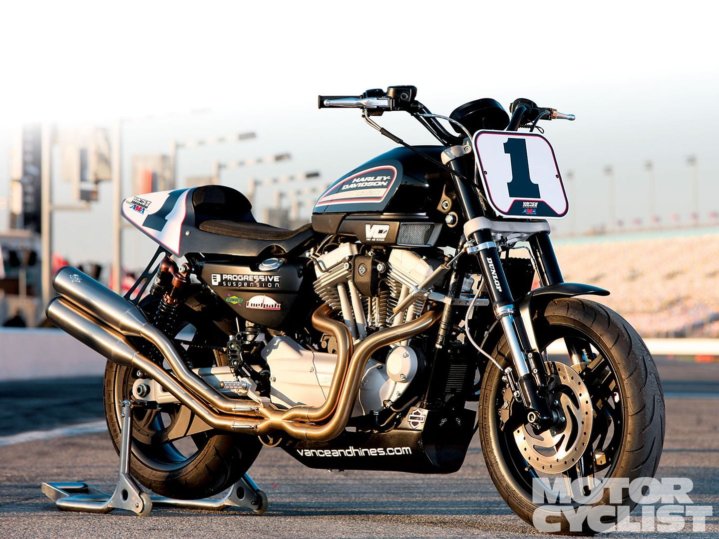 Harley-Davidson Returns To Roadracing With An XR1200 Spec Series