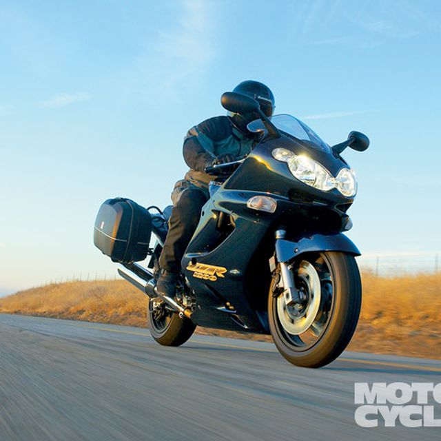 Kawasaki ZZR1200 | Motorcyclist