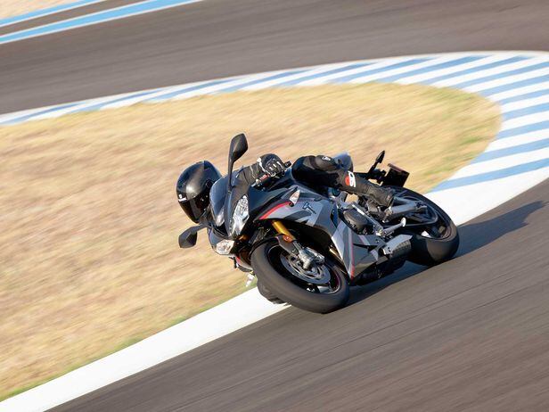Triumph Daytona 765 Moto2 First Look | Motorcyclist