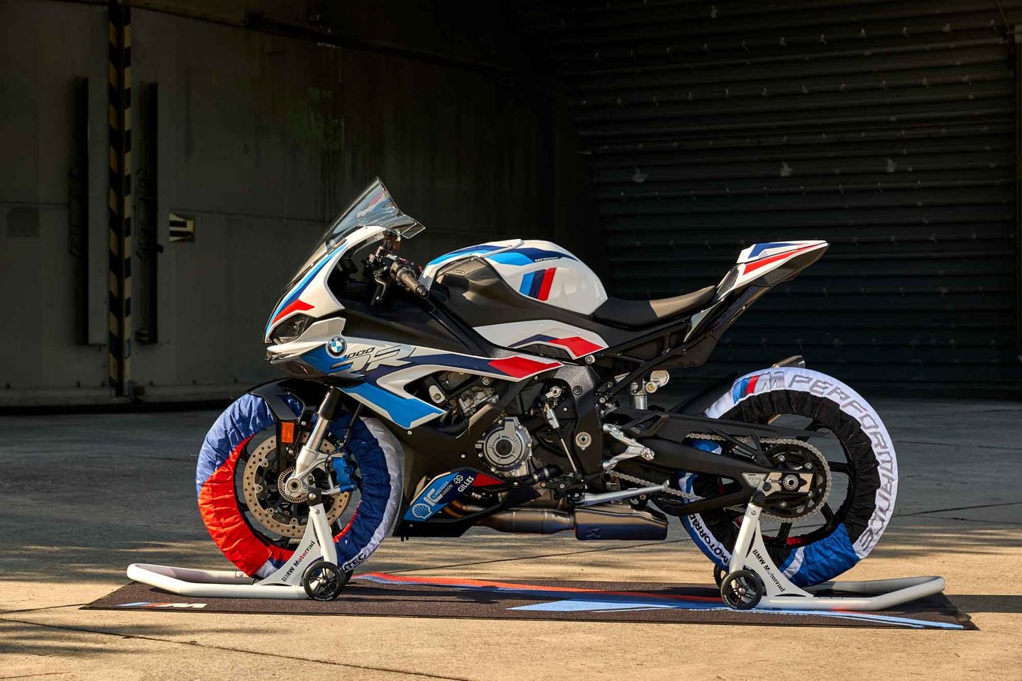 BMW Motorrad Malaysia Introduces the New BMW M 1000 RR and the New BMW S  1000 R. – Motorsports News, Bike Reviews