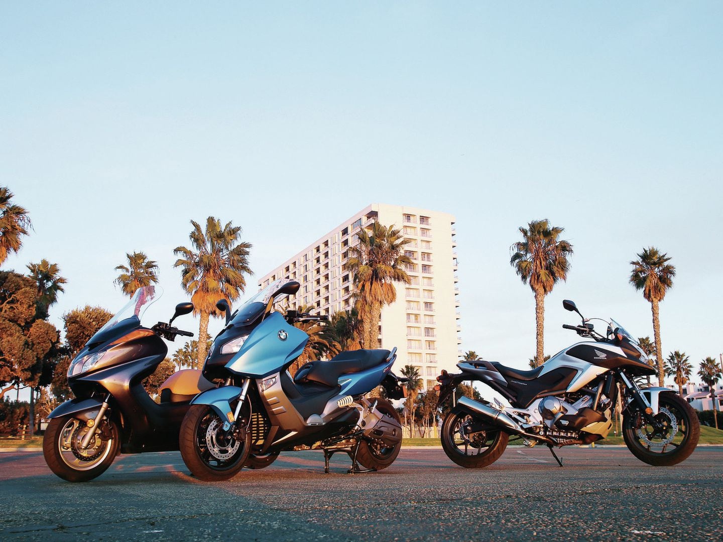 BMW C600 Sport vs. Honda NC700X DCT vs. Yamaha Majesty | Motorcyclist