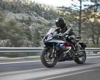 2024 Yamaha YZF R7 riding on mountain road