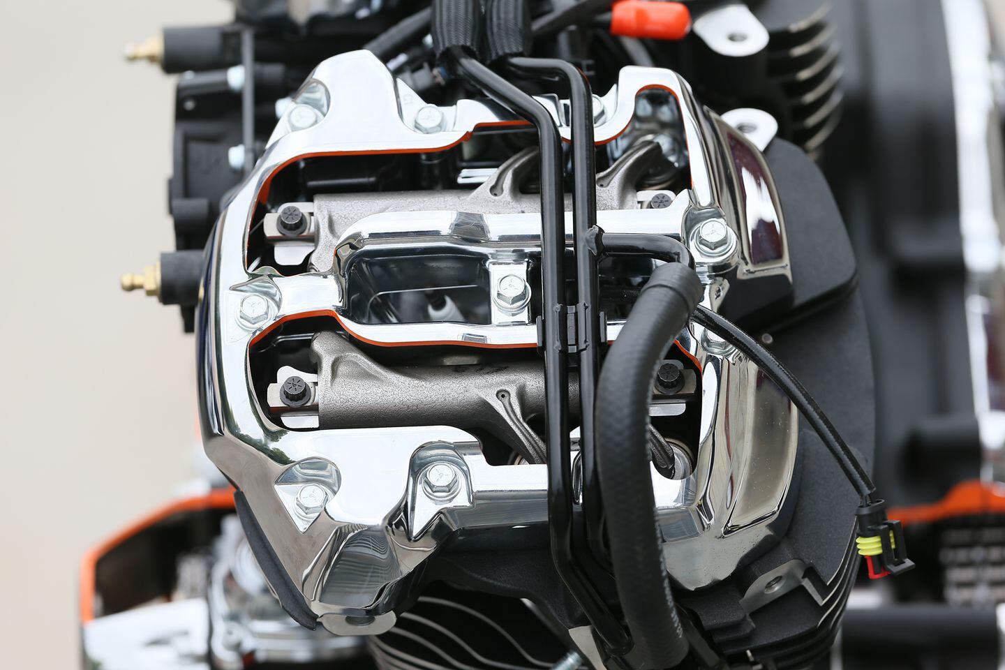 The New H-D Milwaukee-Eight V-Twin Engine for 2017 | Motorcyclist